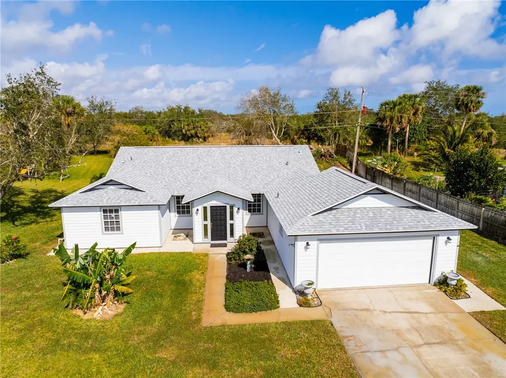 109 N 19th Circle SW Vero Beach FL 32962