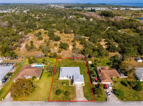 109 N 19th Circle SW Vero Beach FL 32962
