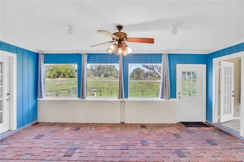 109 N 19th Circle SW Vero Beach FL 32962