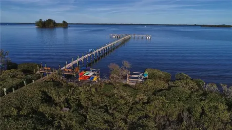 6180 S Mirror Lake Drive Sebastian FL 32958