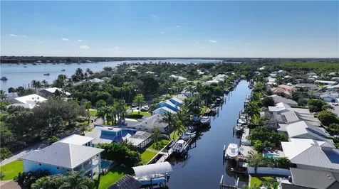 1319 SW Dyer Point Road Palm City FL 34990