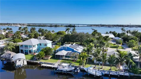 1319 SW Dyer Point Road Palm City FL 34990