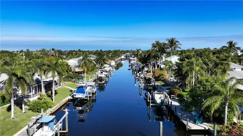 1319 SW Dyer Point Road Palm City FL 34990