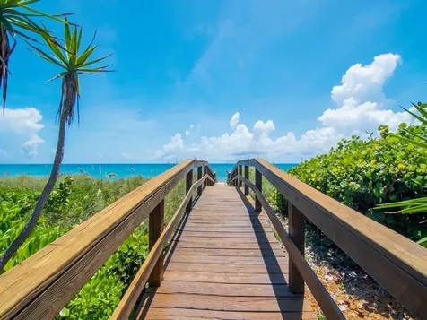 2700 Ocean Drive Vero Beach FL 32963