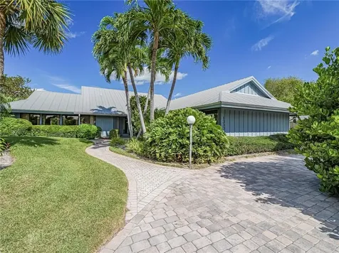 1330 Shorewinds Lane Vero Beach FL 32963