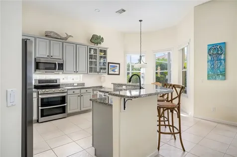 841 Island Club Square Vero Beach FL 32963
