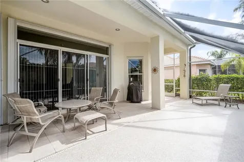 841 Island Club Square Vero Beach FL 32963