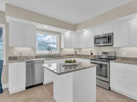 8880 N Sea Oaks Way Vero Beach FL 32963