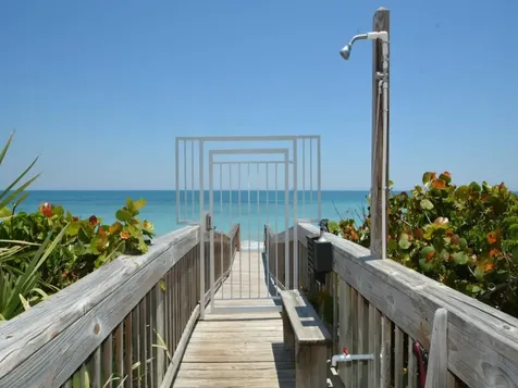8880 N Sea Oaks Way Vero Beach FL 32963