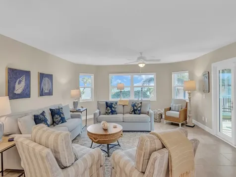 8880 N Sea Oaks Way Vero Beach FL 32963