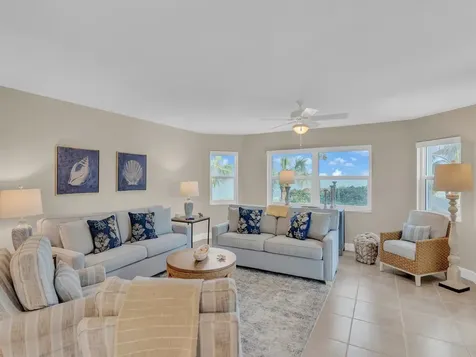 8880 N Sea Oaks Way Vero Beach FL 32963
