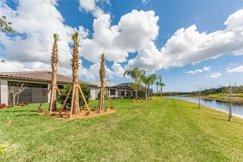 4655 Pratt Circle Vero Beach FL 32967