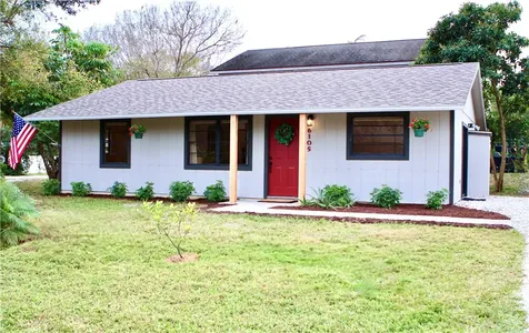 6105 7th Street Vero Beach FL 32968
