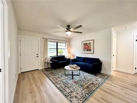6105 7th Street Vero Beach FL 32968