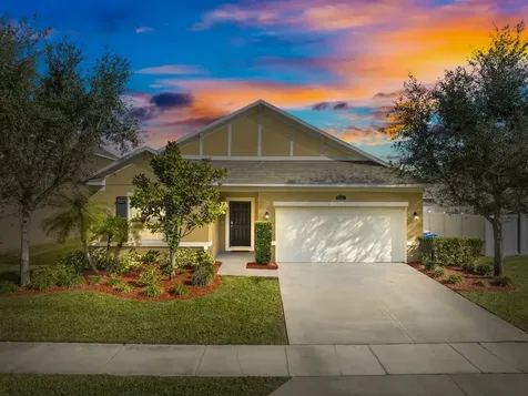 5983 Ridge Lake Circle Vero Beach FL 32967