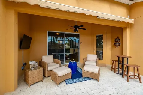 4224 Diamond Square Vero Beach FL 32967