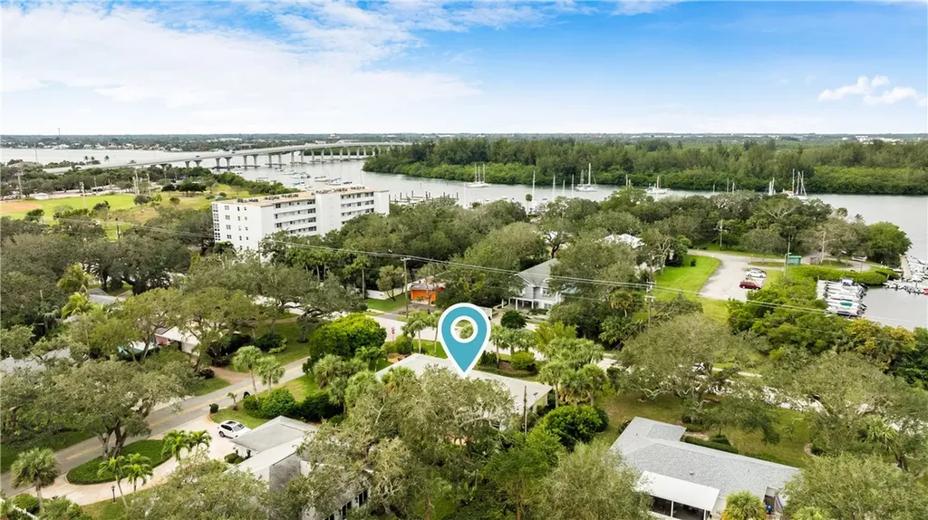 3626 Indian River Drive E Vero Beach FL 32963
