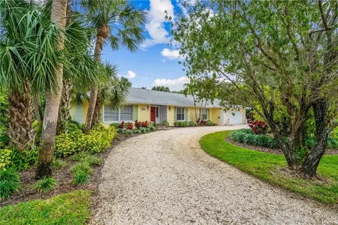 3626 Indian River Drive E Vero Beach FL 32963