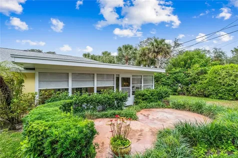 3626 Indian River Drive E Vero Beach FL 32963