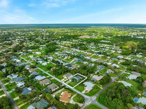 409 Autumn Terrace Sebastian FL 32958