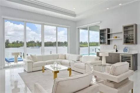 3937 Indian River Drive E Vero Beach FL 32963