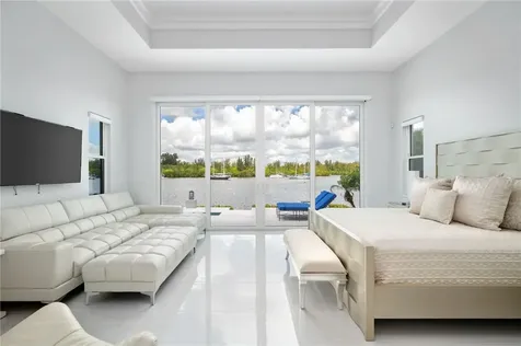 3937 Indian River Drive E Vero Beach FL 32963
