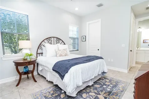 2833 Saint Barts Square Vero Beach FL 32967