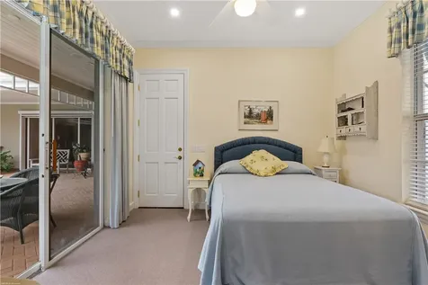 817 Pembroke Court Vero Beach FL 32963