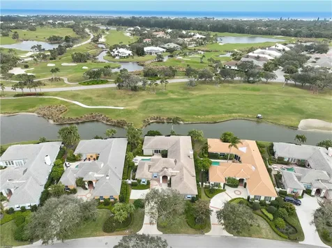 817 Pembroke Court Vero Beach FL 32963