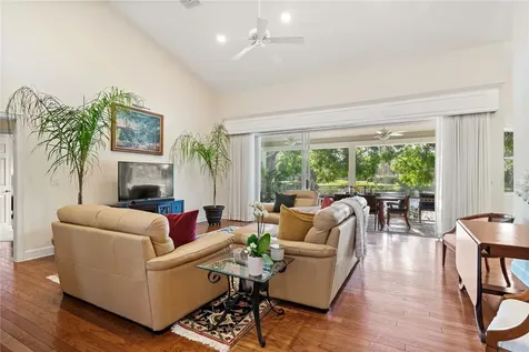140 44th Terrace SW Vero Beach FL 32968