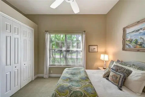 1445 W Island Club Square Vero Beach FL 32963