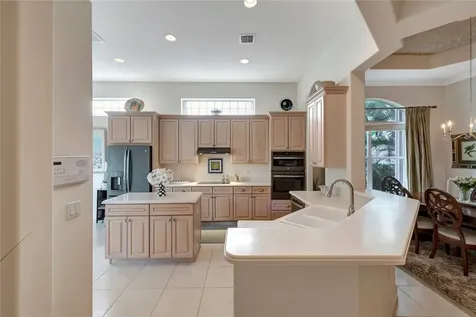 1445 W Island Club Square Vero Beach FL 32963