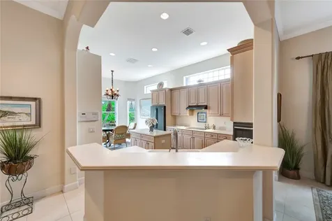 1445 W Island Club Square Vero Beach FL 32963