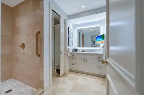 200 Beachview Drive Vero Beach FL 32963