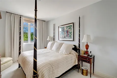200 Beachview Drive Vero Beach FL 32963