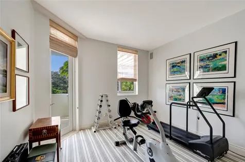 200 Beachview Drive Vero Beach FL 32963