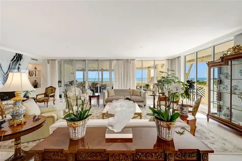 200 Beachview Drive Vero Beach FL 32963