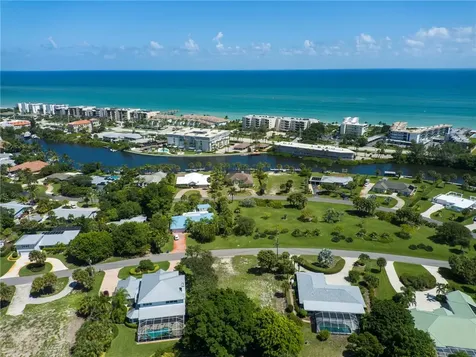 4404 Bethel Creek Drive Vero Beach FL 32963