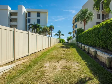 4404 Bethel Creek Drive Vero Beach FL 32963