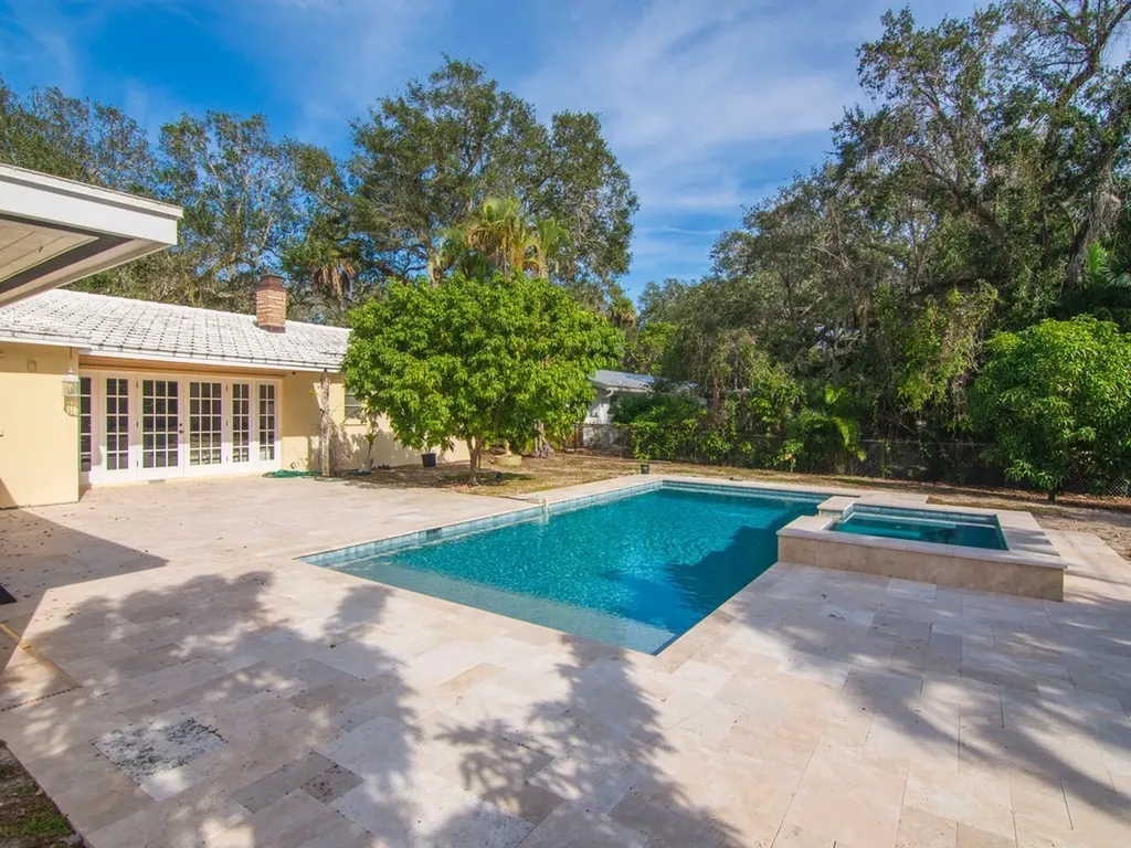 530 Cypress Road Vero Beach FL 32963