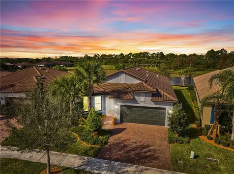 5245 Turtle Creek Circle Vero Beach FL 32967