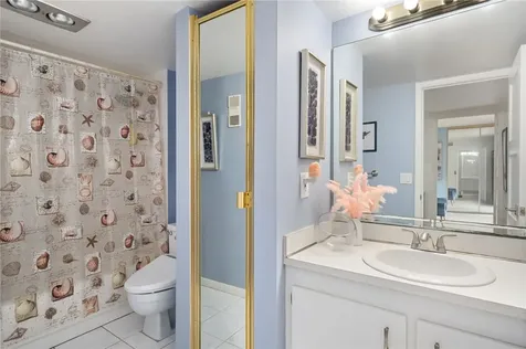 1166 6th Avenue Vero Beach FL 32960