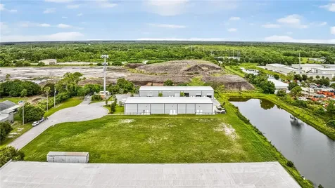 5000 42nd Place Vero Beach FL 32967