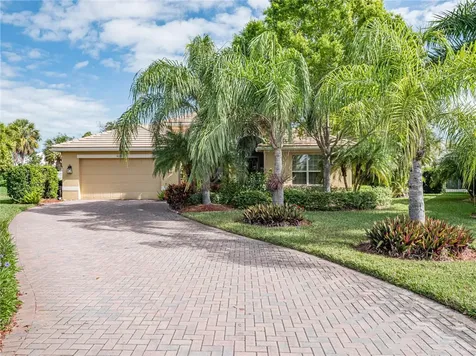 4229 Diamond Square Vero Beach FL 32967
