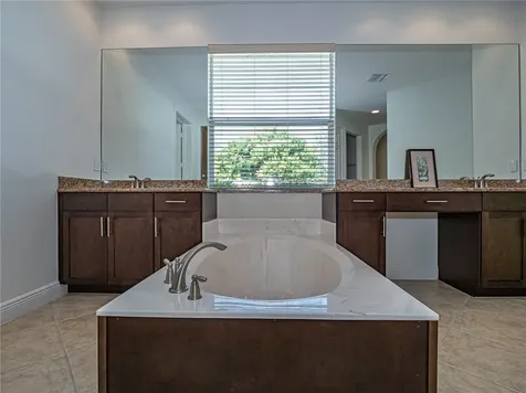4229 Diamond Square Vero Beach FL 32967