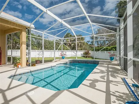 4229 Diamond Square Vero Beach FL 32967