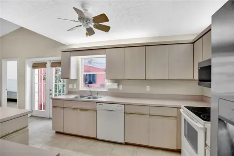1380 41st Avenue Vero Beach FL 32960