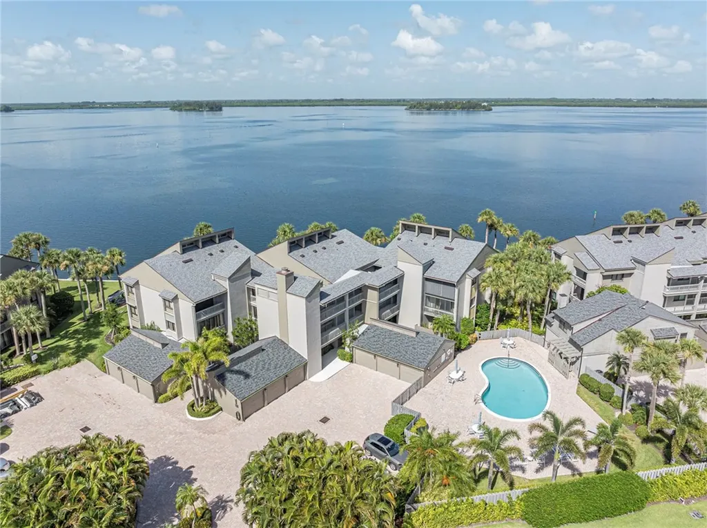 1001 Bay Road Vero Beach FL 32963