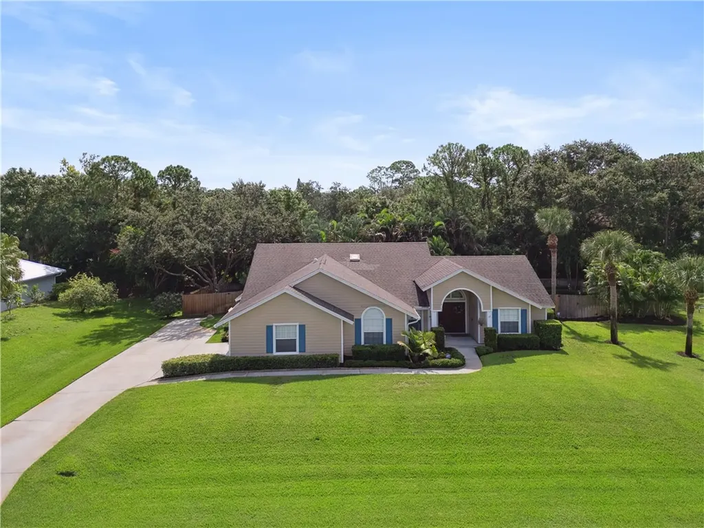 4140 61st Avenue Vero Beach FL 32967
