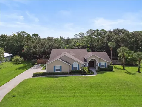 4140 61st Avenue Vero Beach FL 32967